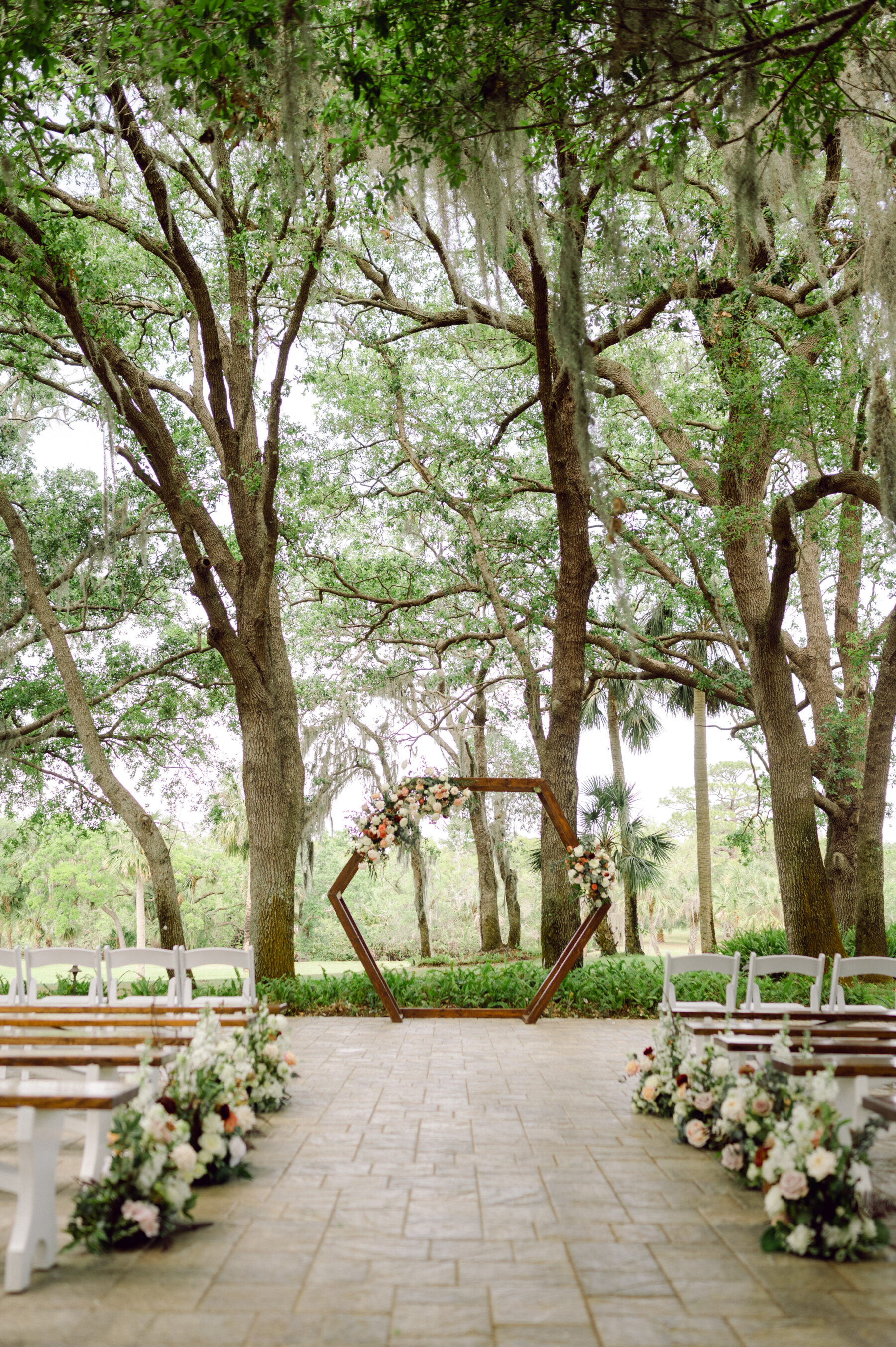 Vero Beach outdoor wedding ceremony venue